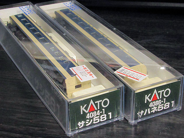 昭和のNゲージを嗜む令和四年の秋 ＜オールドカトーのヌヌメ