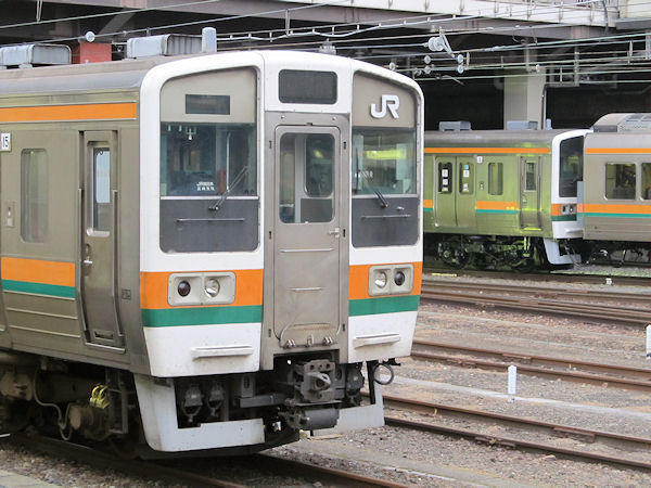 211系高崎線でけた（N）: Pの小屋Blog日記